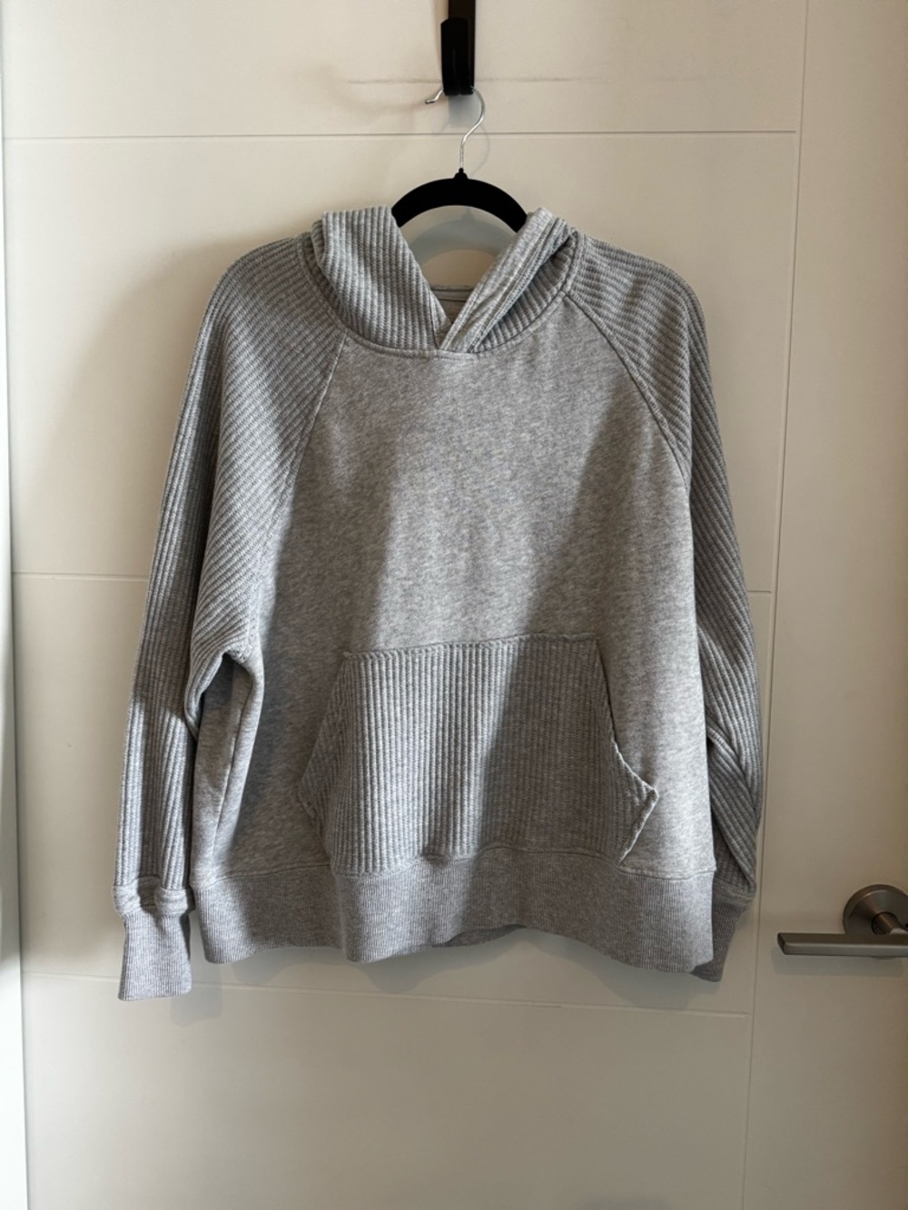 aerie women’s Light Gray hoodie